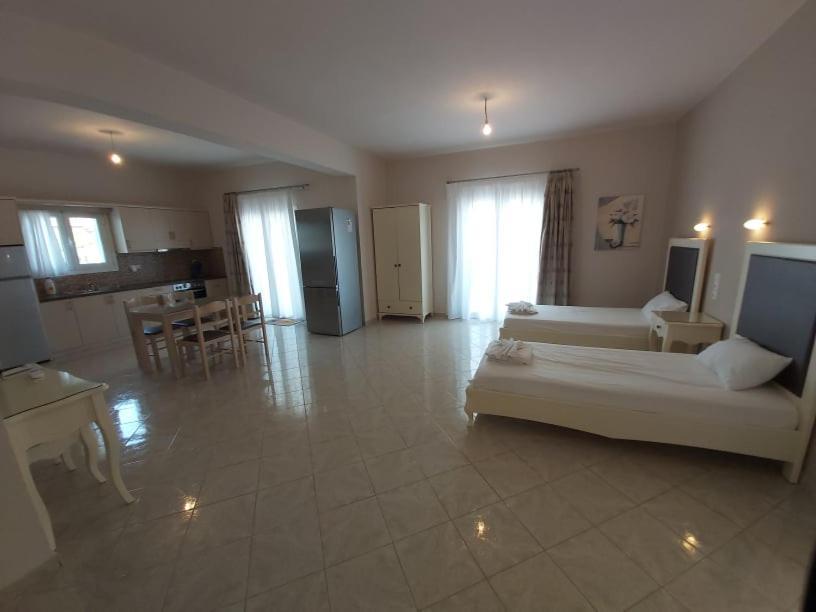 Konstantinos Apartments Ammoudia Exteriér fotografie