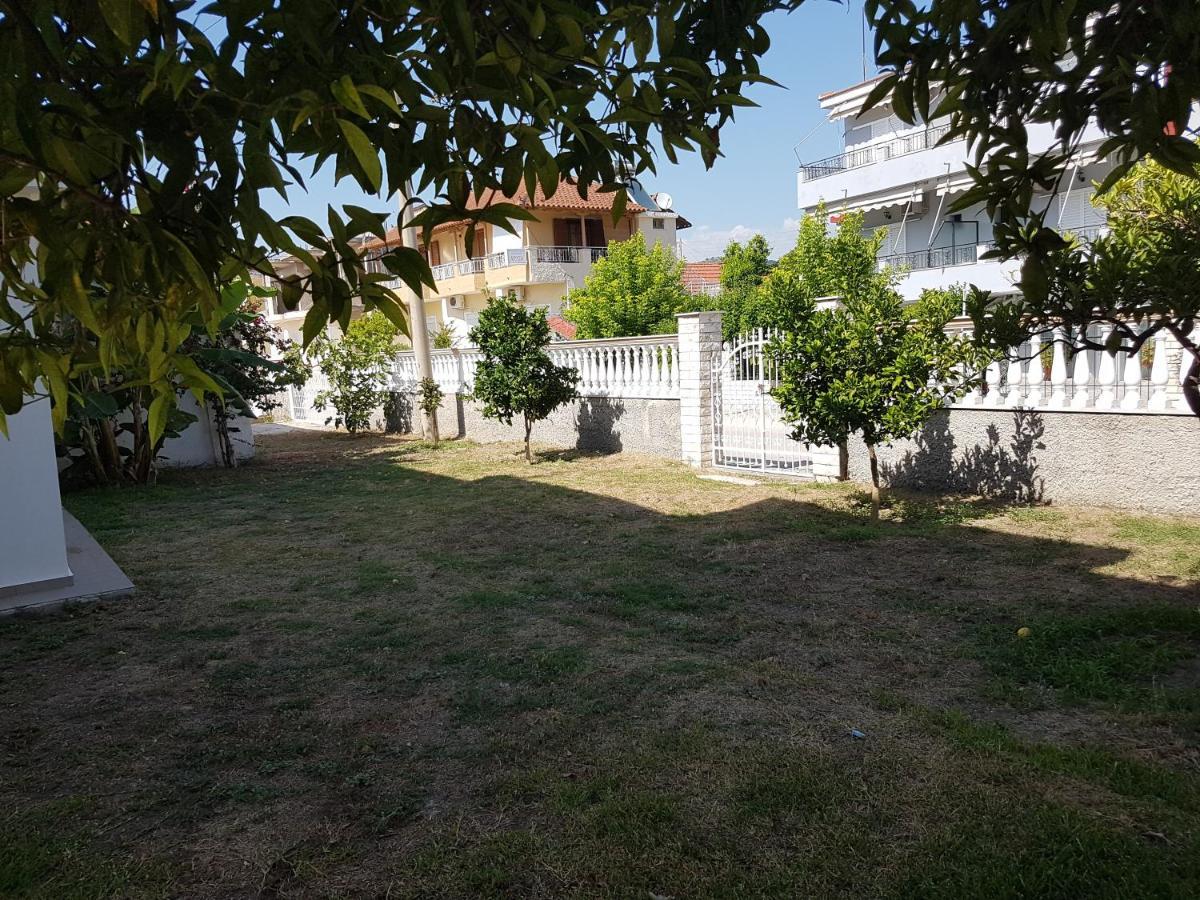 Konstantinos Apartments Ammoudia Exteriér fotografie