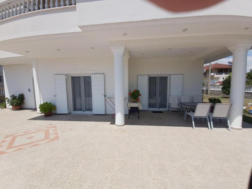 Konstantinos Apartments Ammoudia Exteriér fotografie