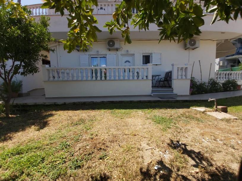 Konstantinos Apartments Ammoudia Exteriér fotografie