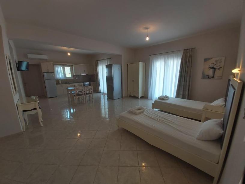 Konstantinos Apartments Ammoudia Exteriér fotografie
