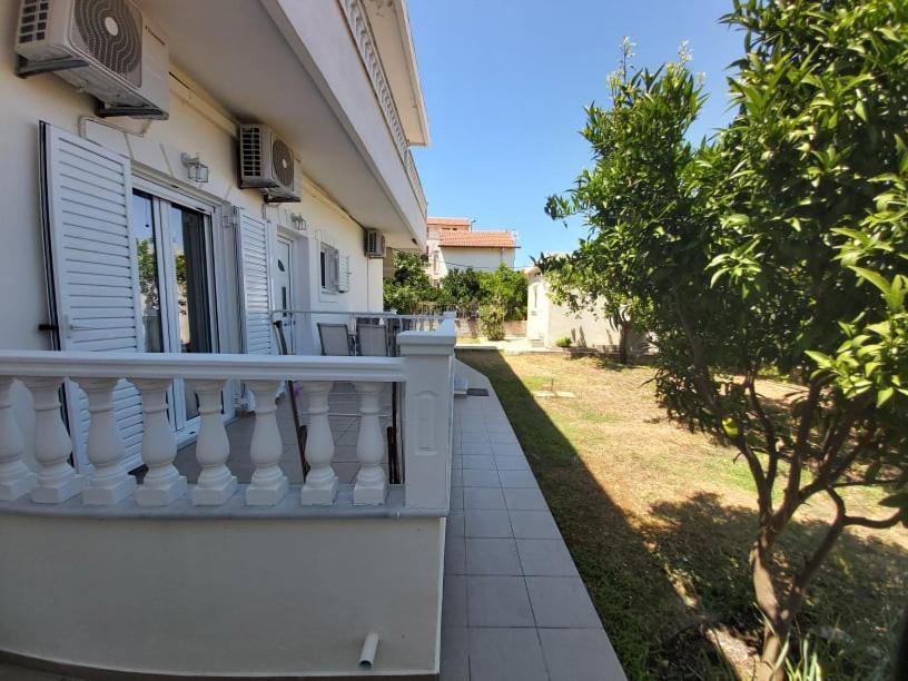 Konstantinos Apartments Ammoudia Exteriér fotografie